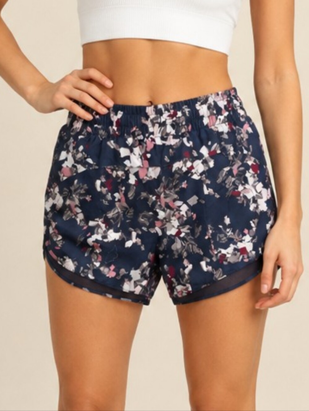 Athleta Mesh Racer Run 4" Short Dark Blue Floral Confetti Print Mid Rise XS
